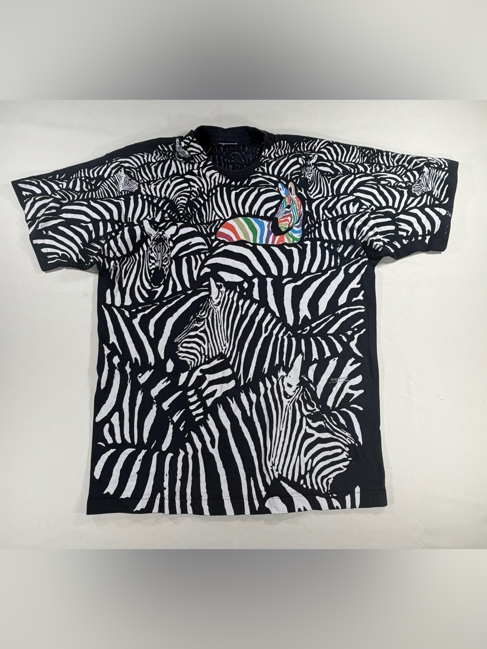 vtg ‘93 Liquid Blue Greg Genrich Rainbow Zebra all-over print t-shirt Men S 250